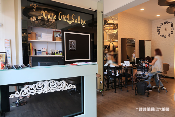 環境設備很新穎,氣氛很棒讓人感覺很舒適 HairCity髮城環境設備-台中燙髮推薦