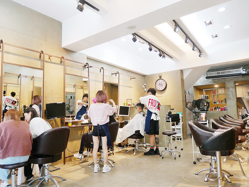 HairCity設計師們-台中燙髮推薦